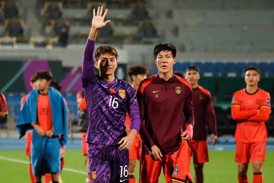 世界杯比赛在线观看平台-U23国足5战0失球！董方卓：中国足球别固步自封，别学意大利希腊